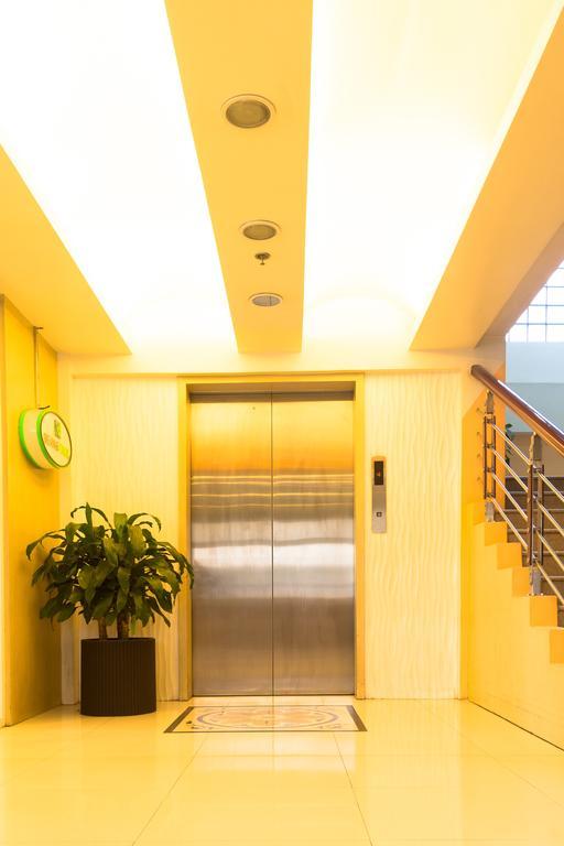 City Center Hotel Багио Экстерьер фото