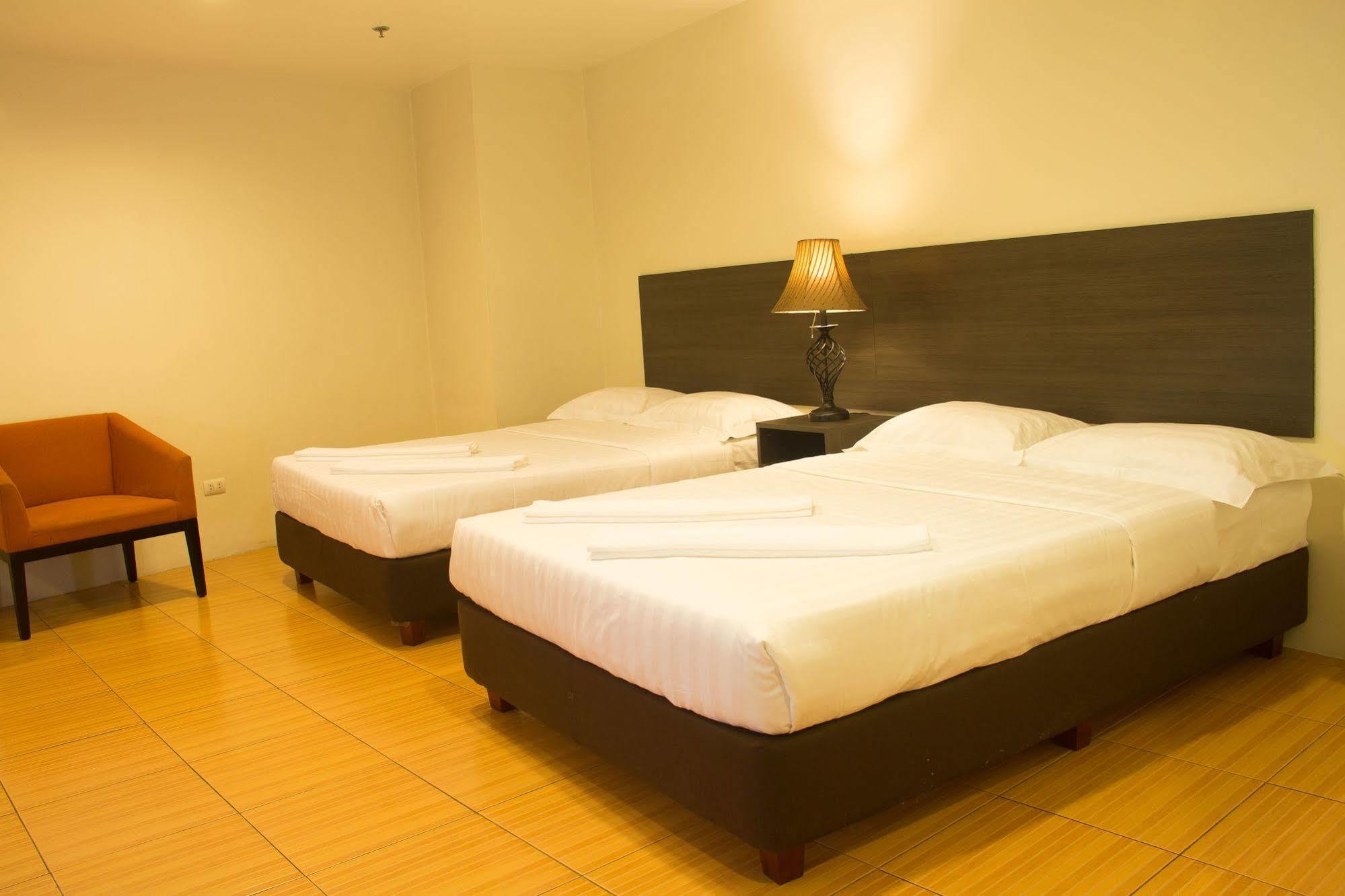 City Center Hotel Багио Экстерьер фото
