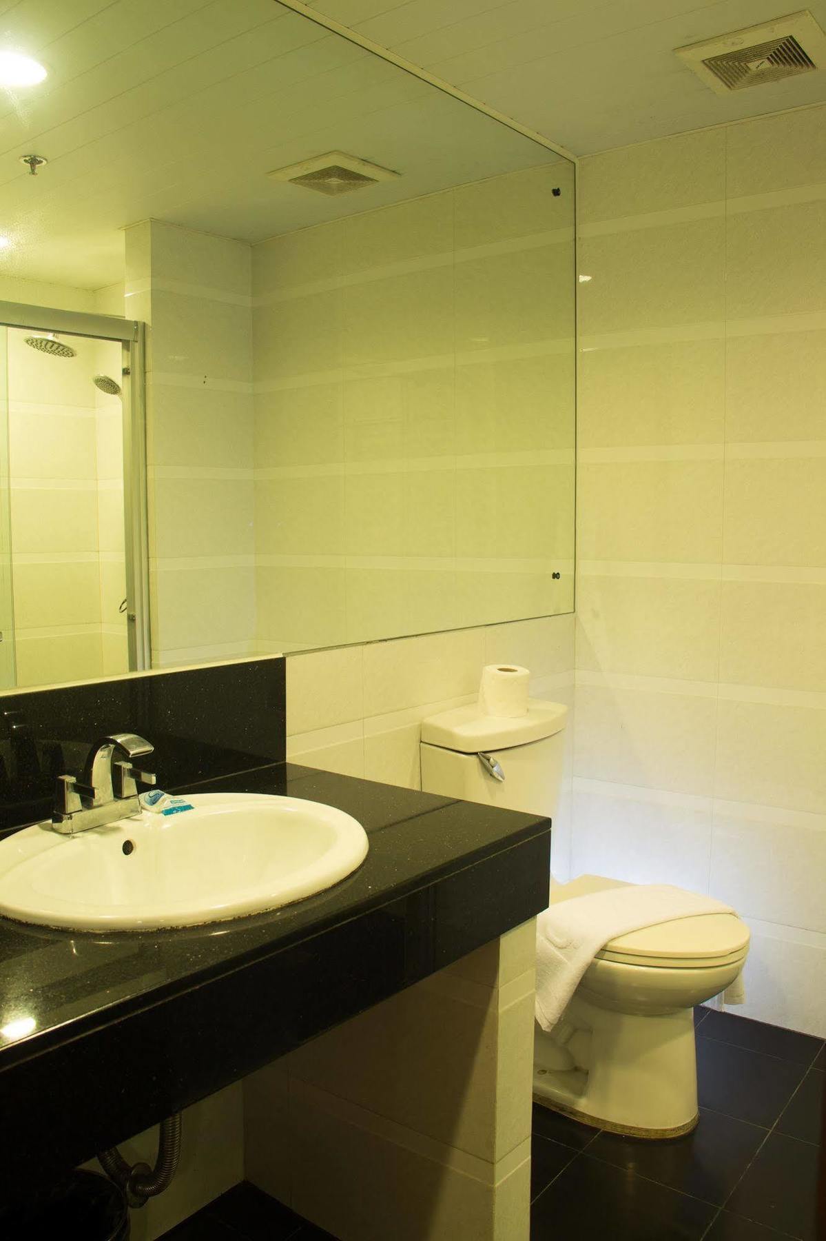 City Center Hotel Багио Экстерьер фото