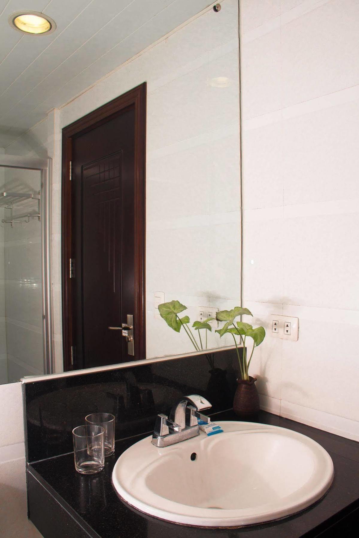 City Center Hotel Багио Экстерьер фото